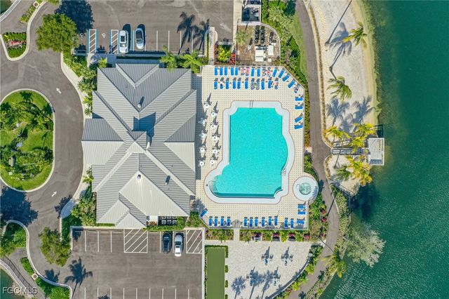 16635 Lake Circle DR 613, Fort Myers, FL 33908