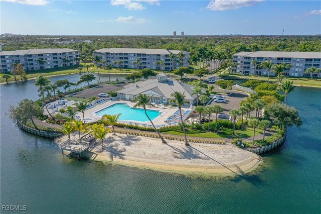 16635 Lake Circle DR 613, Fort Myers, FL 33908