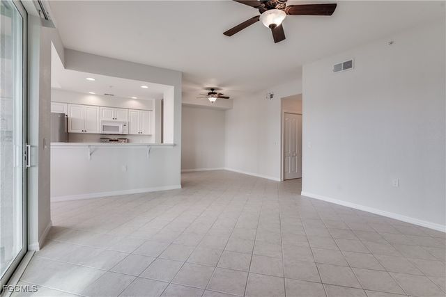 16635 Lake Circle DR 613, Fort Myers, FL 33908