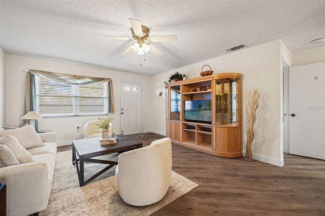 6070 80TH STREET N 410, St Petersburg, FL 33709