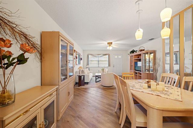 6070 80TH STREET N 410, St Petersburg, FL 33709