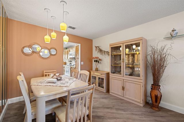 6070 80TH STREET N 410, St Petersburg, FL 33709