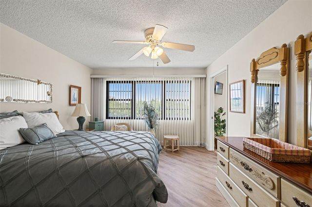 6070 80TH STREET N 410, St Petersburg, FL 33709