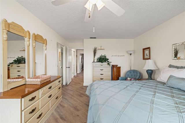 6070 80TH STREET N 410, St Petersburg, FL 33709