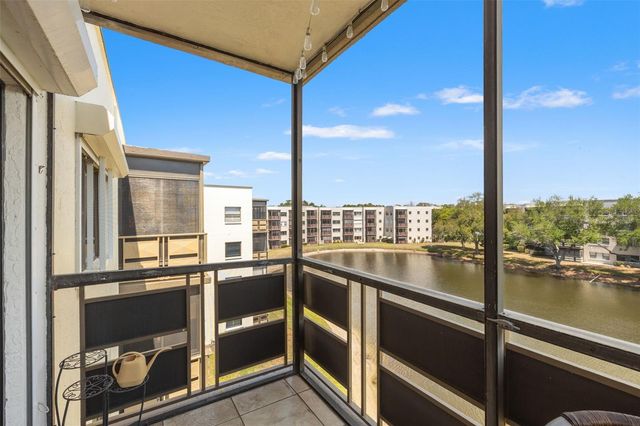 6070 80TH STREET N 410, St Petersburg, FL 33709