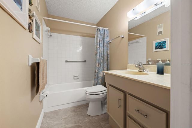 6070 80TH STREET N 410, St Petersburg, FL 33709