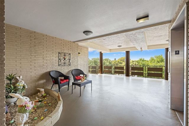 6070 80TH STREET N 410, St Petersburg, FL 33709