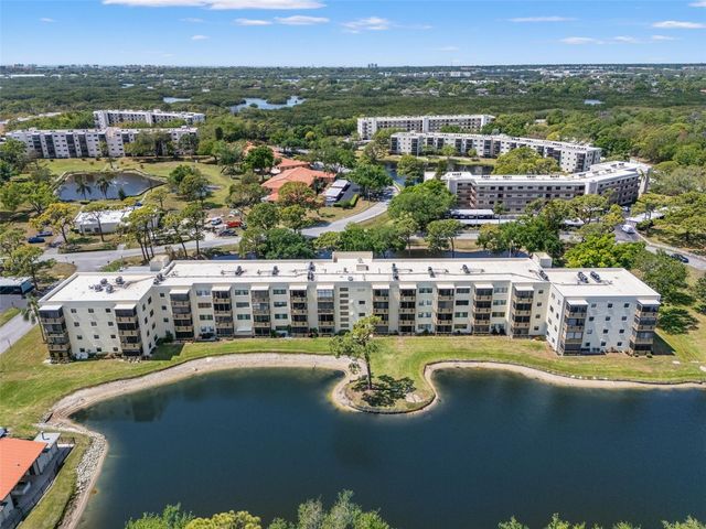 6070 80TH STREET N 410, St Petersburg, FL 33709