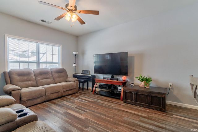 2645 Orleans Trace, Evansville, IN 47715