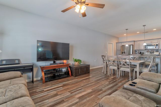 2645 Orleans Trace, Evansville, IN 47715