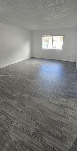 10820 SW 200th Dr 220, Cutler Bay, FL 33157