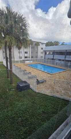 10820 SW 200th Dr 220, Cutler Bay, FL 33157