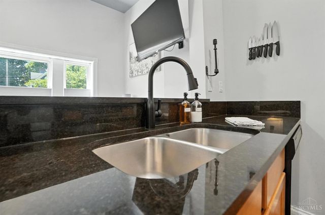 2108 Fulton Avenue, Cincinnati, OH 45206