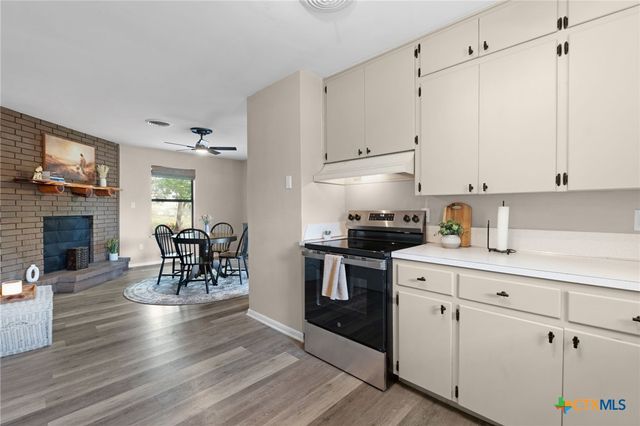 505 S Summer Street, Lampasas, TX 76550