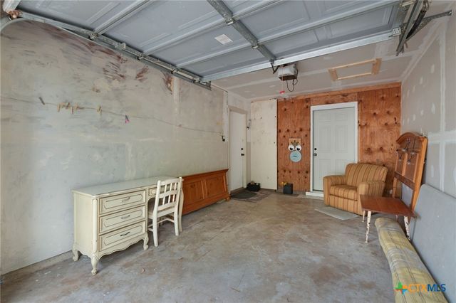 505 S Summer Street, Lampasas, TX 76550