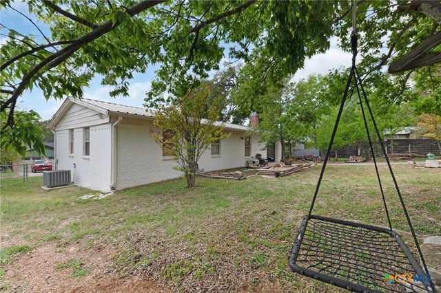 505 S Summer Street, Lampasas, TX 76550