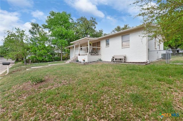 505 S Summer Street, Lampasas, TX 76550