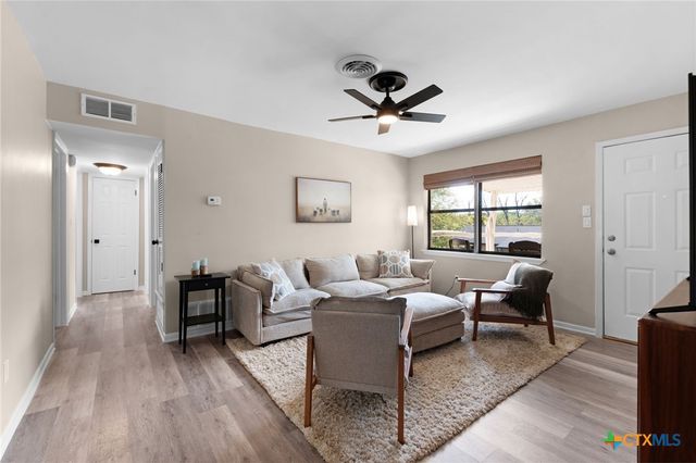 505 S Summer Street, Lampasas, TX 76550