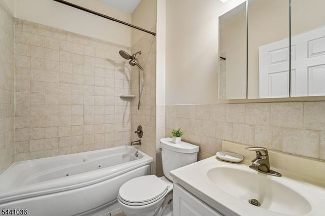 128 Jackson St 4A, Hoboken City, NJ 07030
