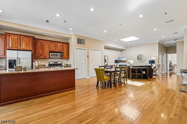 128 Jackson St 4A, Hoboken City, NJ 07030