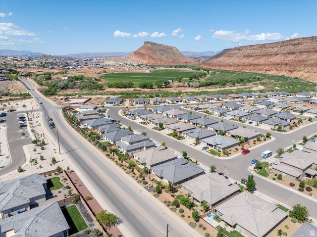 597 S BALANCING ROCK DR, Washington, UT 84780