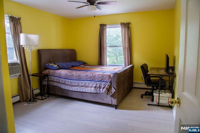 518 W Anderson Street, Hackensack, NJ 07601