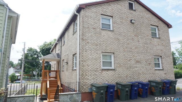 28-30 Sampson Street 4, Bridgeport, CT 06606