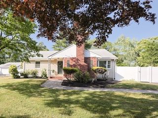 570 Bay Rd, Stoughton, MA 02072