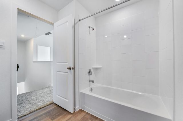 3930 El Vaquero Court, League City, TX 77511