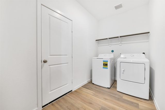 3930 El Vaquero Court, League City, TX 77511