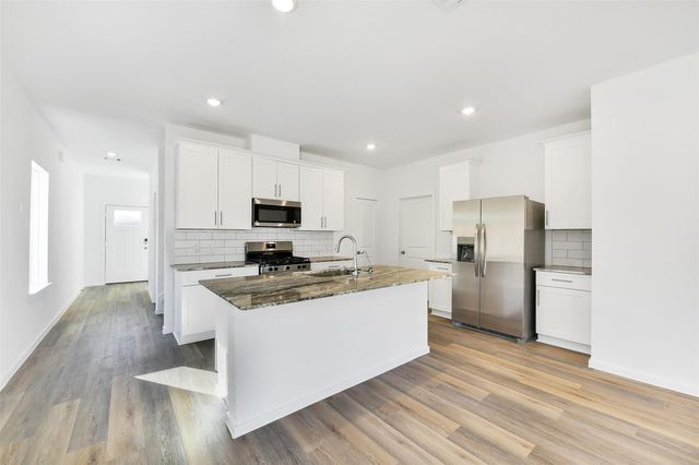 3930 El Vaquero Court, League City, TX 77511