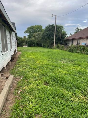 408 E Gardenia Avenue, Hidalgo, TX 78557