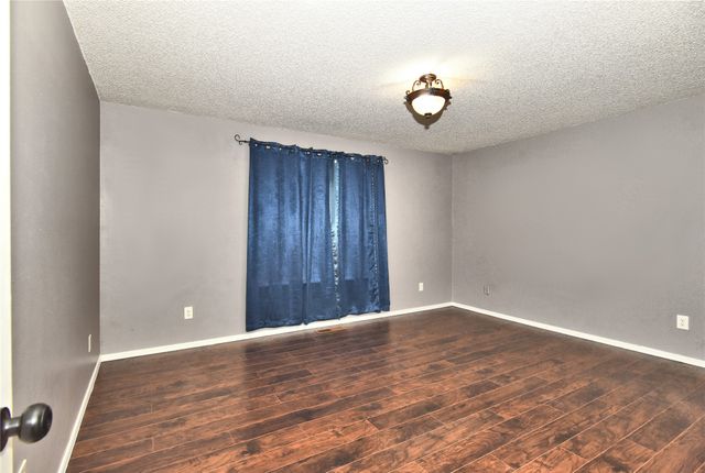 5004 S Spruce Drive, Sand Springs, OK 74063