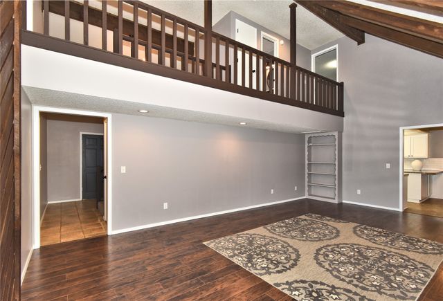 5004 S Spruce Drive, Sand Springs, OK 74063