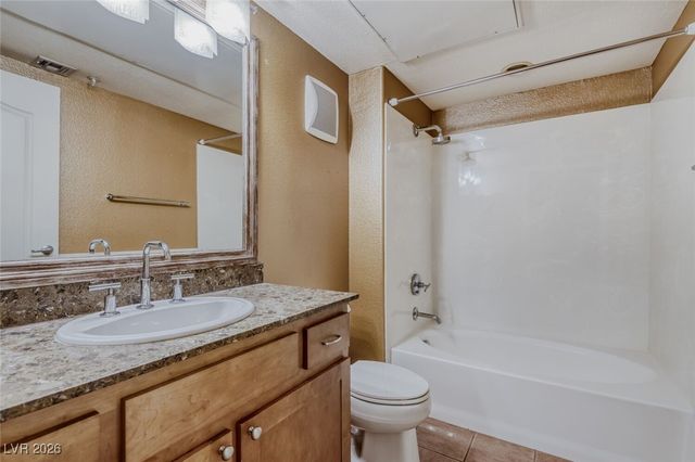 62 East Serene Avenue 429, Las Vegas, NV 89123