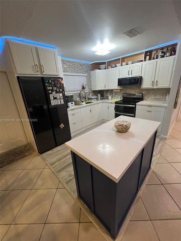 2317 NW 6th Ct 2317, Fort Lauderdale, FL 33311