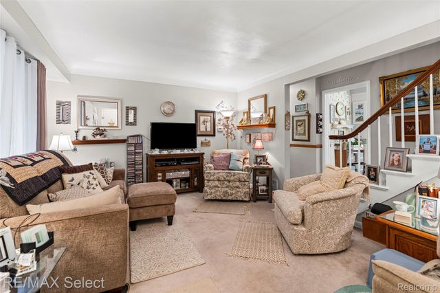 945 Salisbury Avenue, Flint, MI 48532