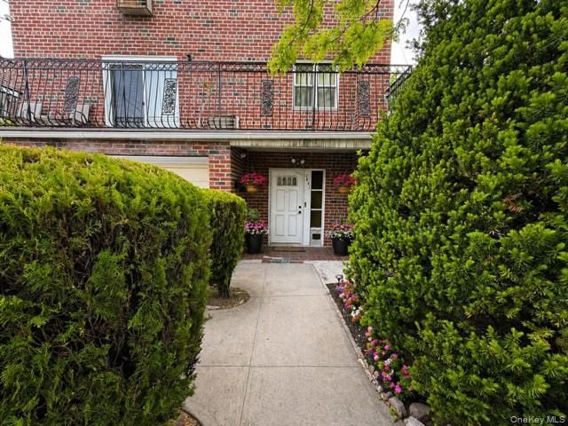 1651 Bogart Avenue, Bronx, NY 10462