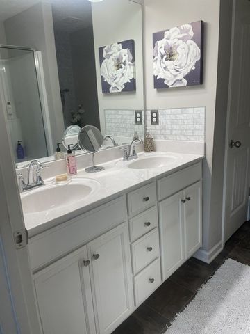752 Bradburn Village Way, Antioch, TN 37013