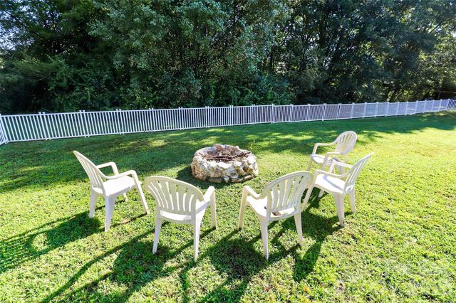 1778 N Ingleside Farm Road, Iron Station, NC 28080