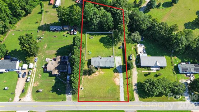 1778 N Ingleside Farm Road, Iron Station, NC 28080