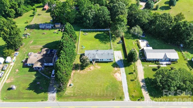 1778 N Ingleside Farm Road, Iron Station, NC 28080