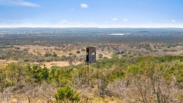 1101 Crider RD, Marble Falls, TX 78654