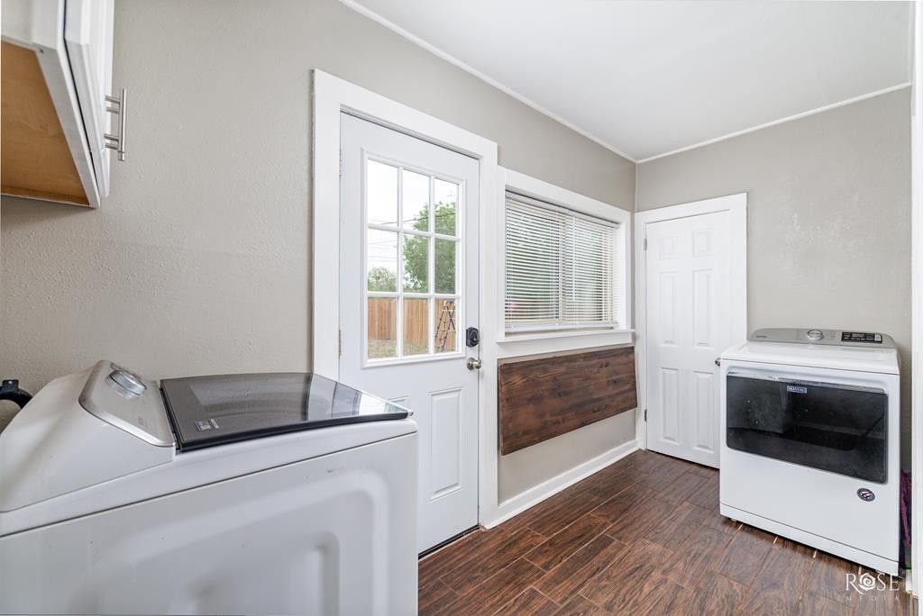Image 30 of property listing at 1022 N Jefferson Street, San Angelo, TX 76901