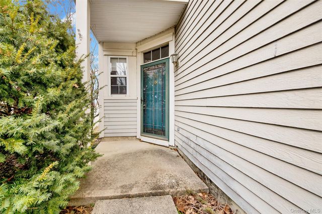 130 Benefield Boulevard, Peekskill, NY 10566