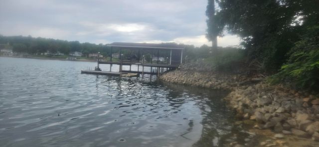 67 Overlook RD, Hardy, VA 24101