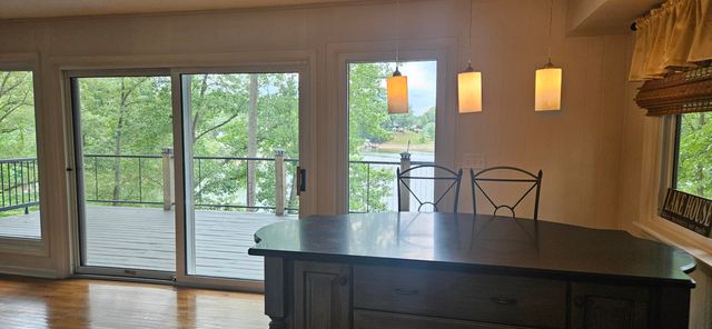 67 Overlook RD, Hardy, VA 24101