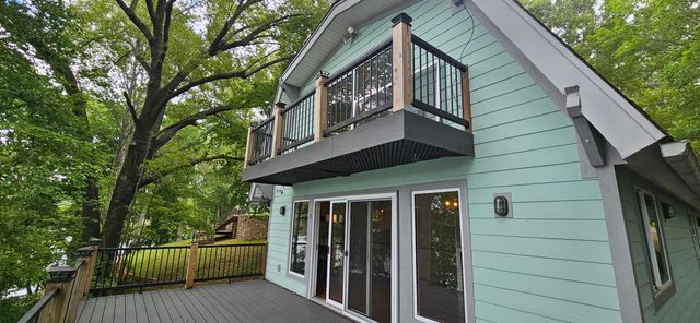 67 Overlook RD, Hardy, VA 24101