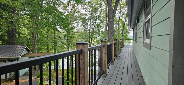 67 Overlook RD, Hardy, VA 24101