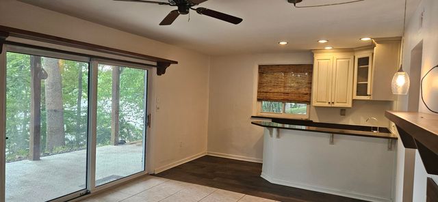 67 Overlook RD, Hardy, VA 24101